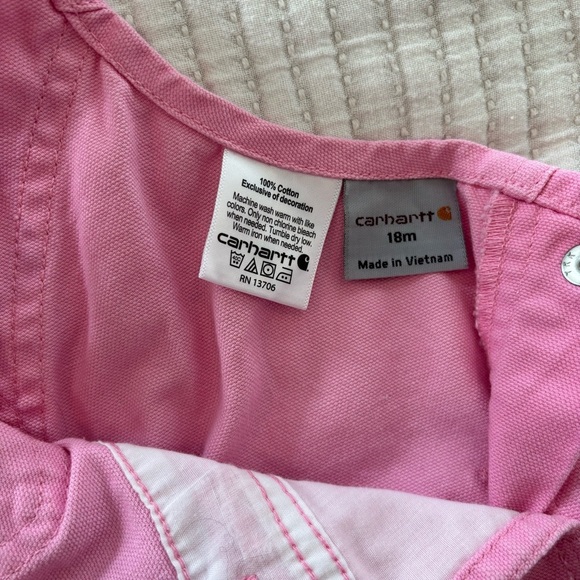 Carhartt Girls Pink Bib Overalls Adjustable Strap Buckle Pockets Size 18 month - Picture 6 of 10